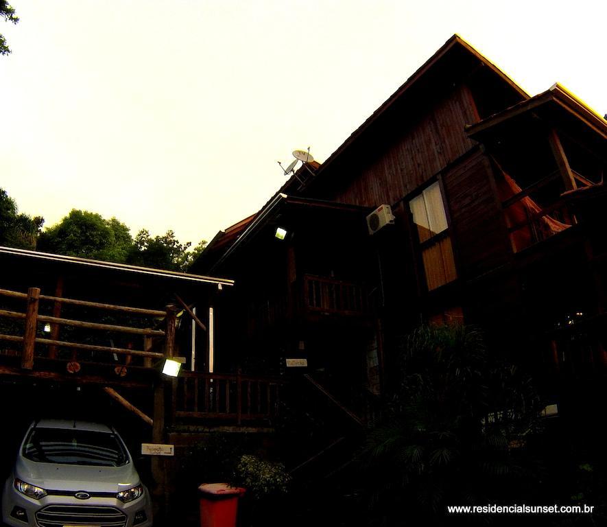 Residencial Sunset Aparthotel Bombinhas Esterno foto
